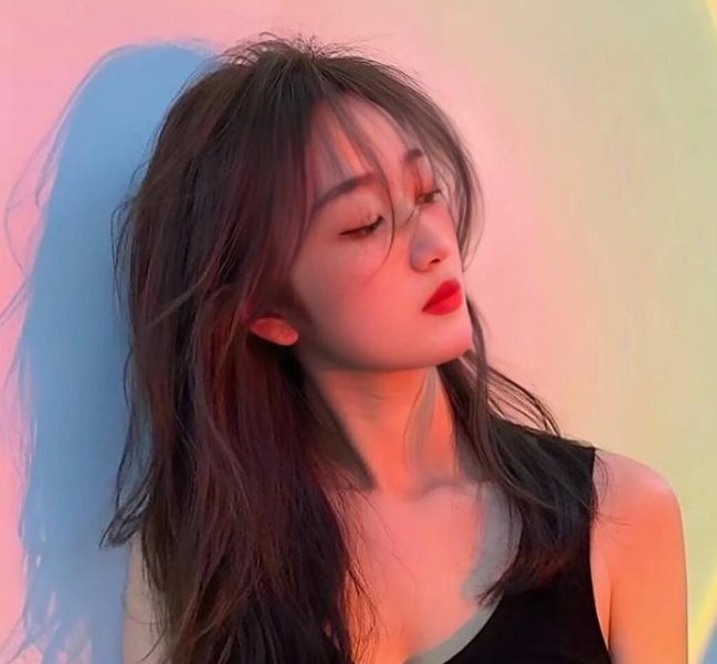玛丽莲有深黑之眸
